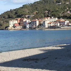  Appartamento Monolocale 'la Fenetre' ---- Una Grande Finestra Sul Mare